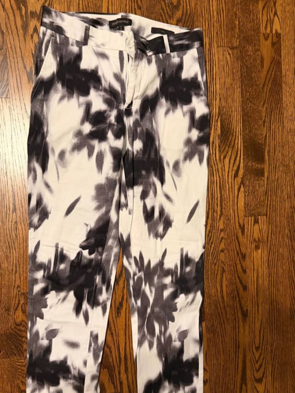 Banana Republic "Ryan" Slim Straight Trousers